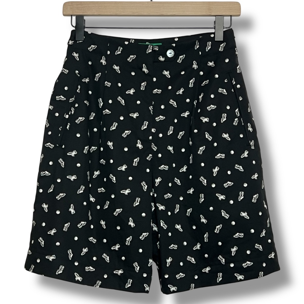 Liz Claiborne LizGolf Bermuda Shorts Size 4 Black Golf‎ Theme Print Country Club